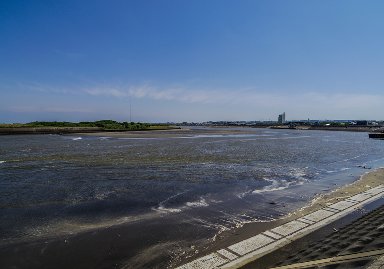 長生村の海岸と田園風景