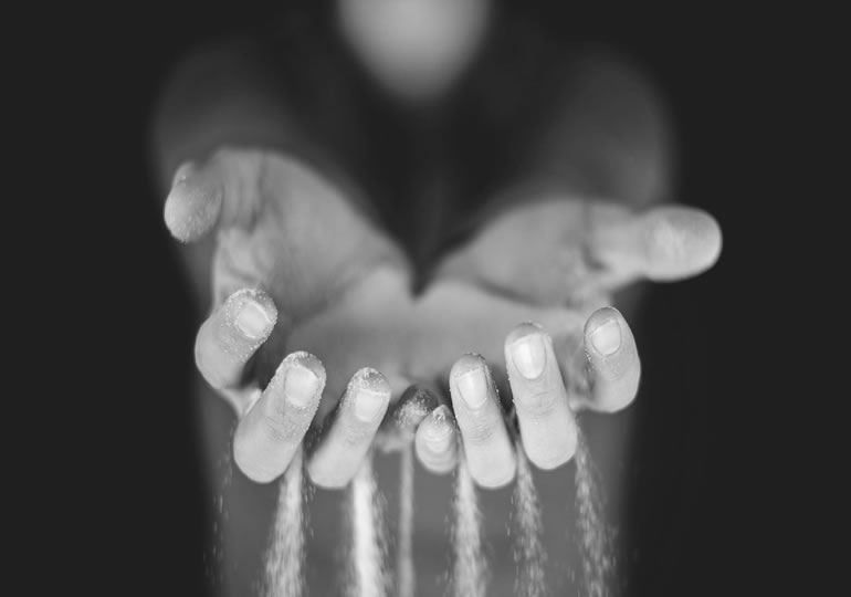 リサイクルされる遺骨