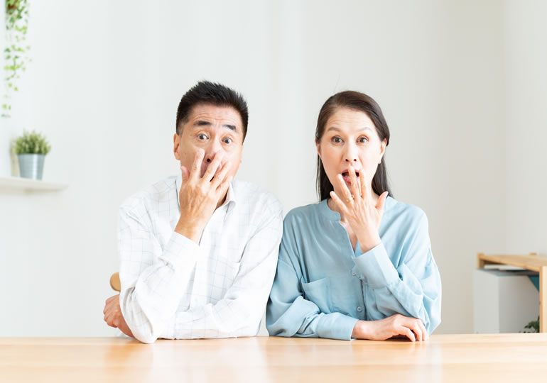生前予約していた業者が倒産して驚く高齢夫婦